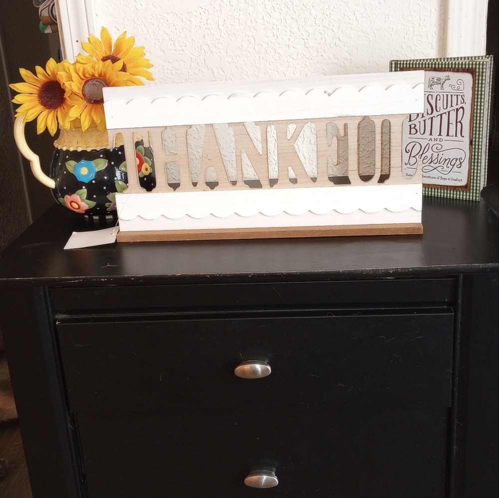 Home Decor THANKFUL Plaque